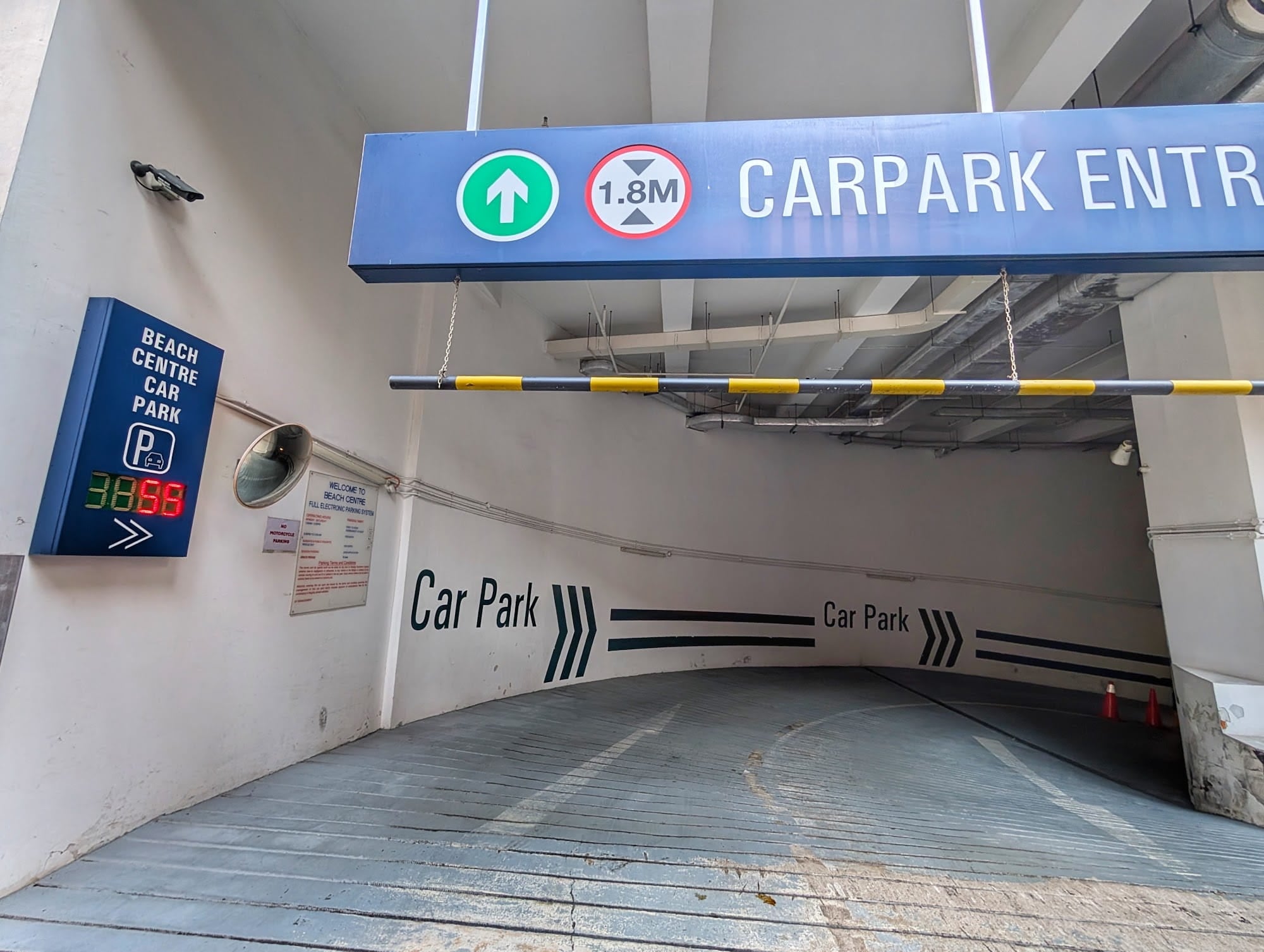 Worst Carparks In Singapore For Low Cars & New Drivers - Beach Centre