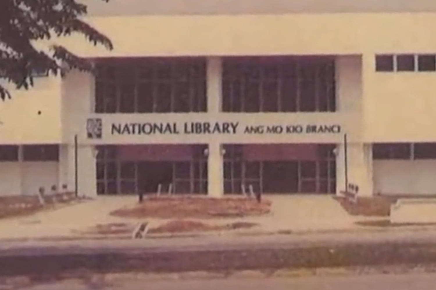 ang mo kio branch library