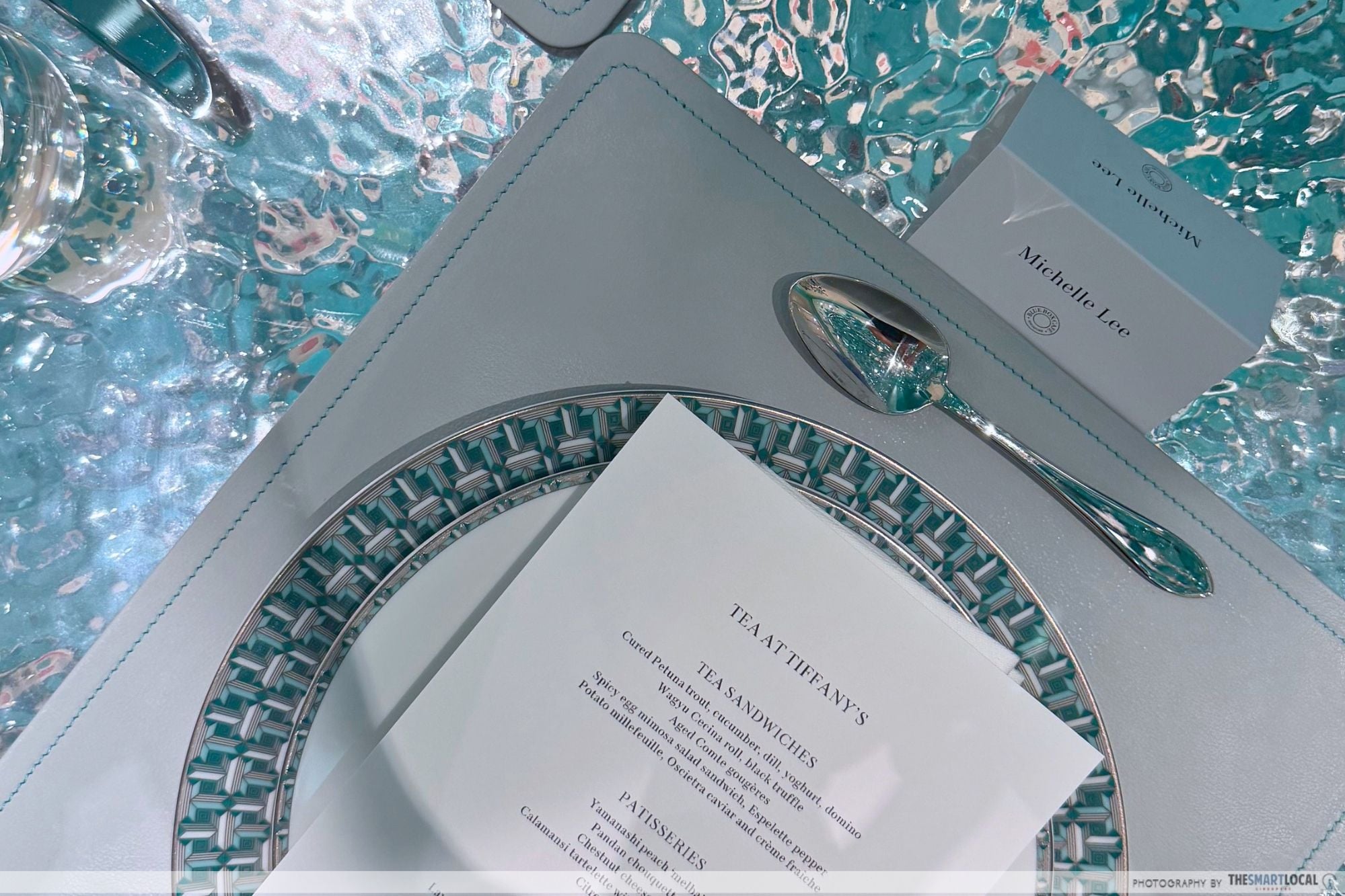 blue box cafe - dishware