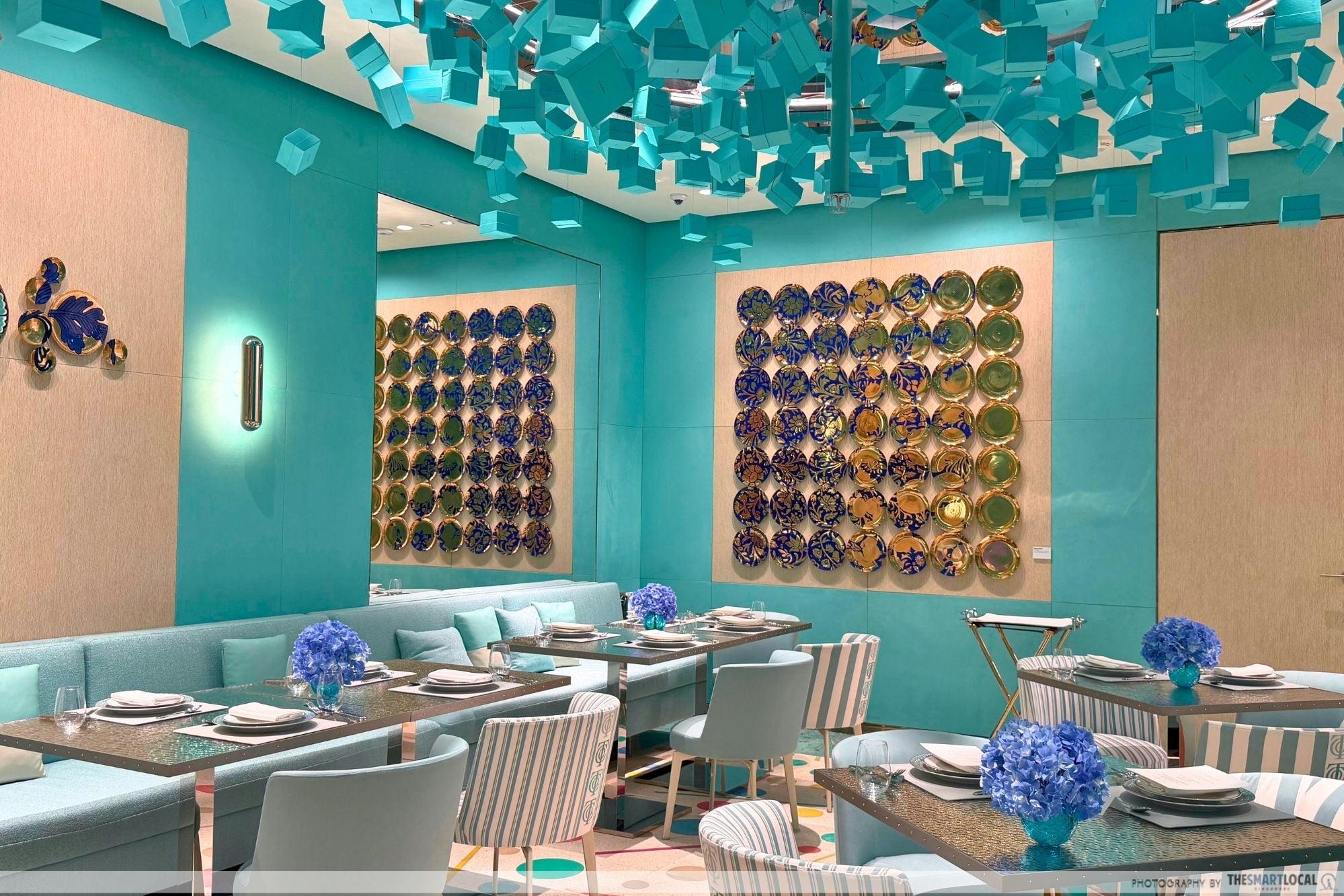 blue box cafe - interior