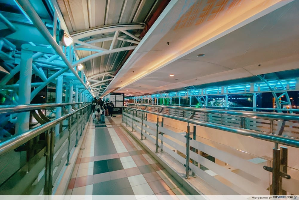 Walkway to City Square Mall