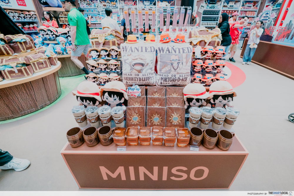one piece miniso - pop-up exclusive merch
