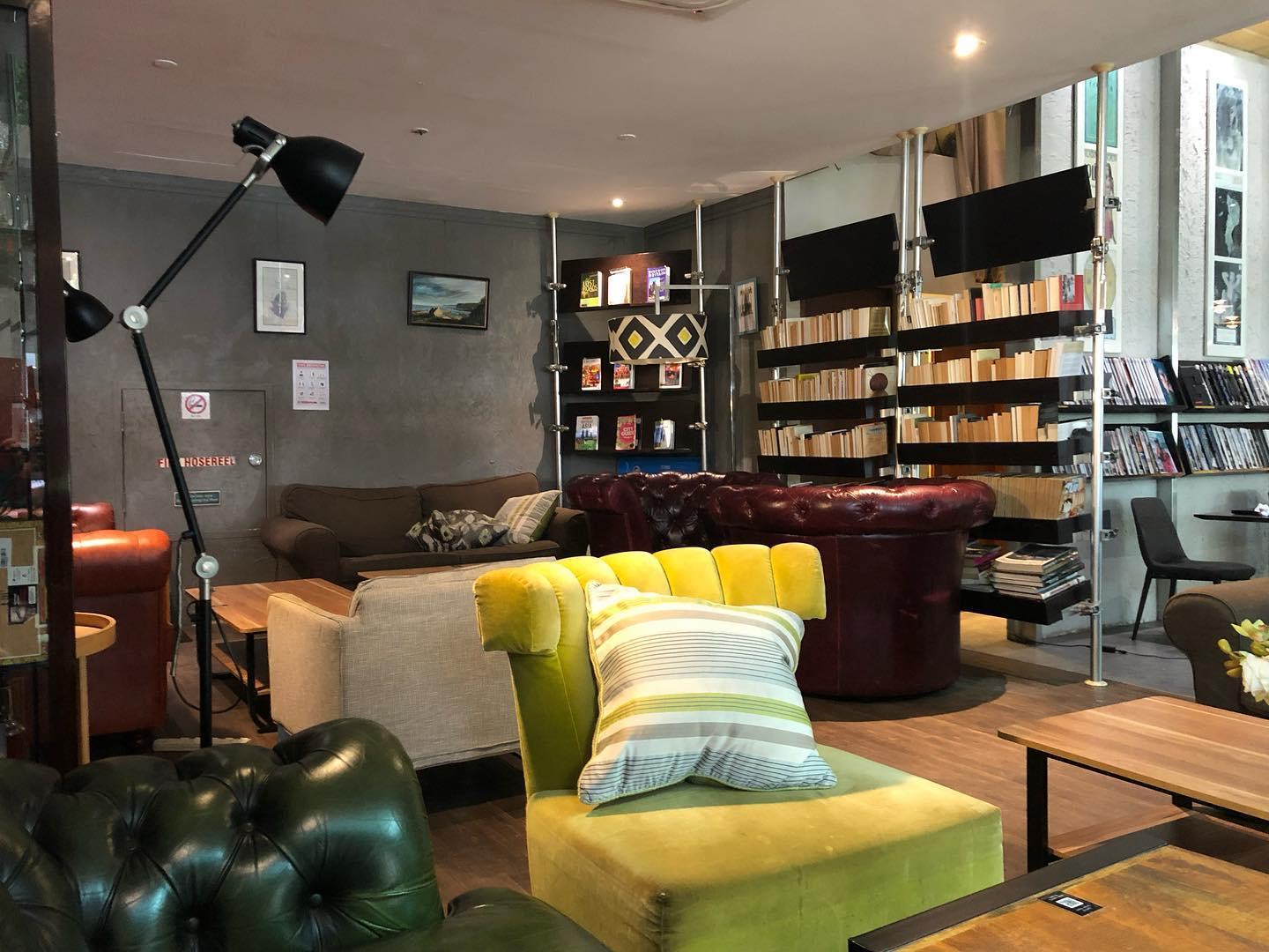 the book cafe