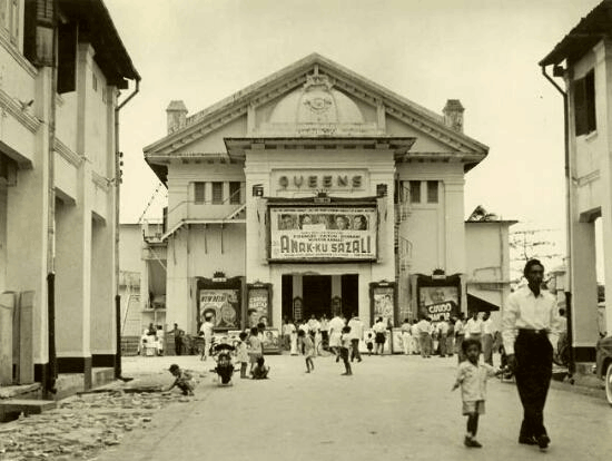 Grandlink Square - queen's theatre