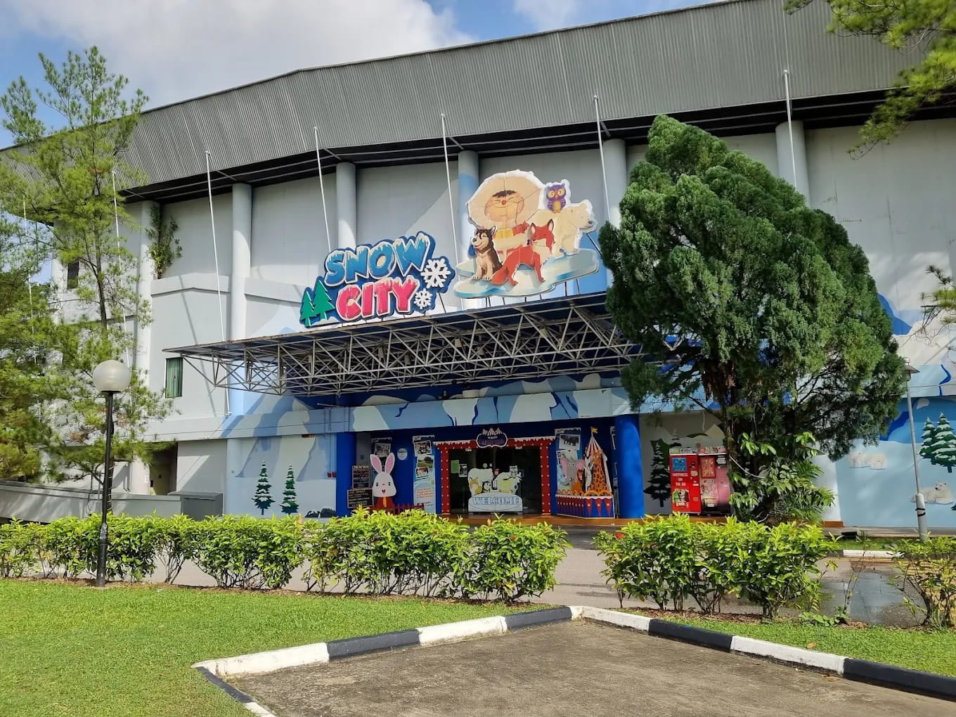 Redevelopment Singapore - Snow City Exterior