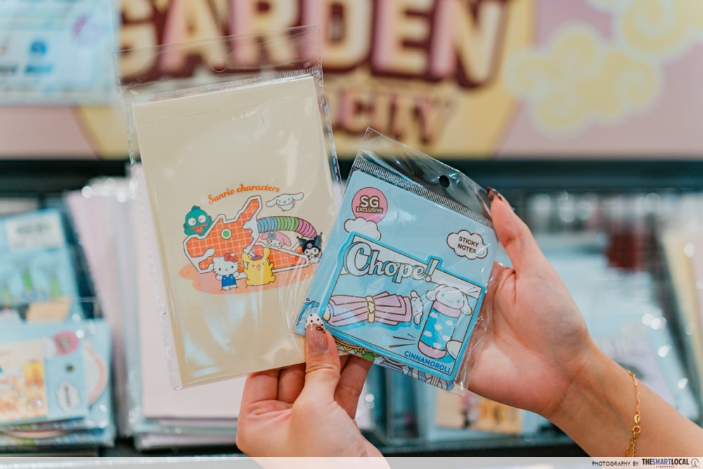 Sanrio sticky note & notepad