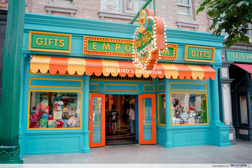 Universal Studios Singapore Gifts Emporium