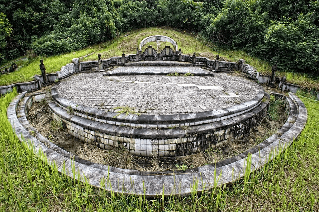 singapore cemeteries - bukit brown