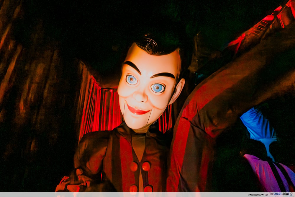 halloween horror nights 14 - chatterbox charlie