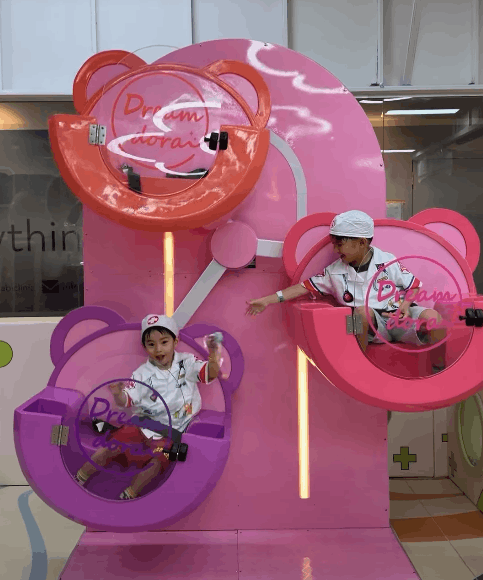 Indoor Ferris wheel