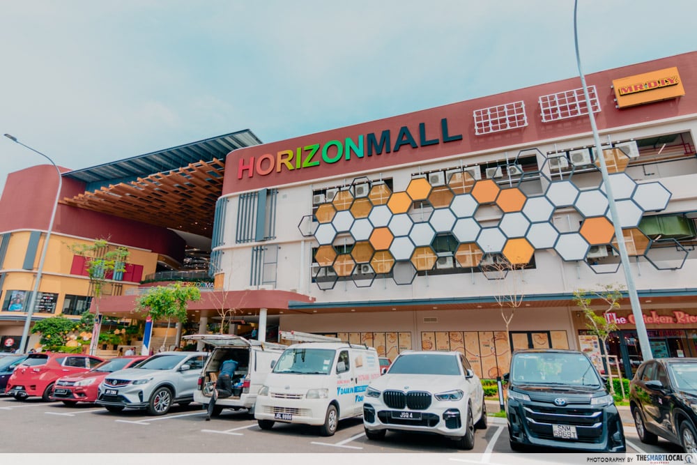 horizon mall jb front