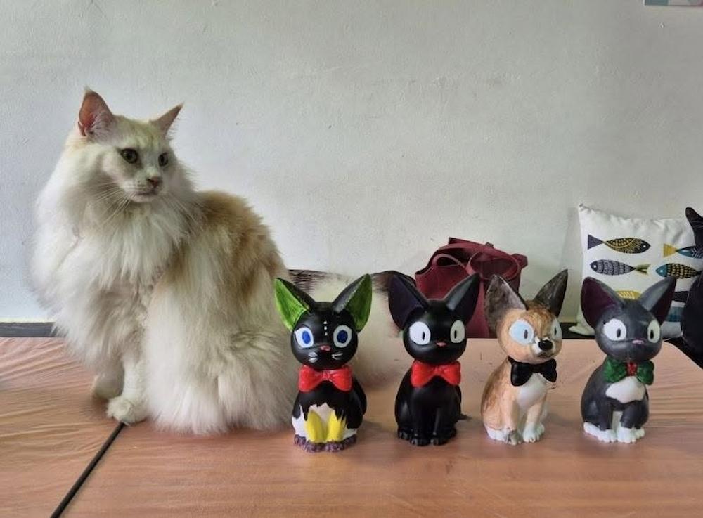 cat cafes in singapore - catopia painting workshop