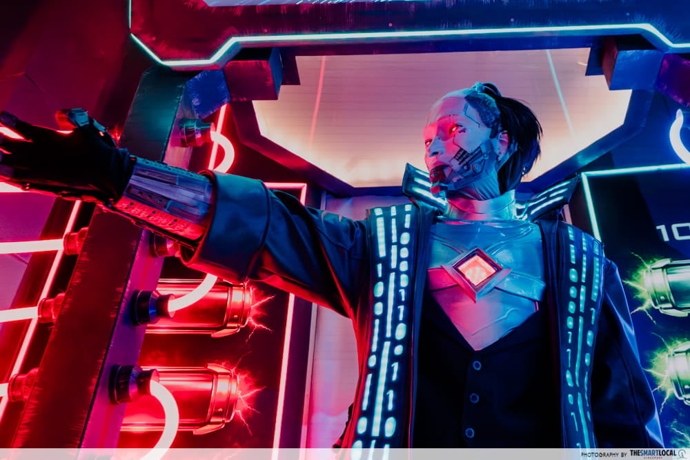 halloween horror nights 14 - xl robotics