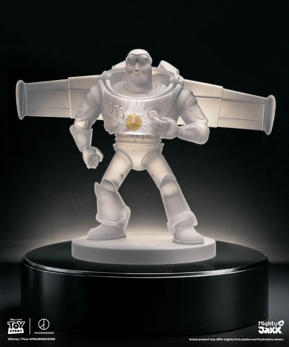 Crystal Buzz figure