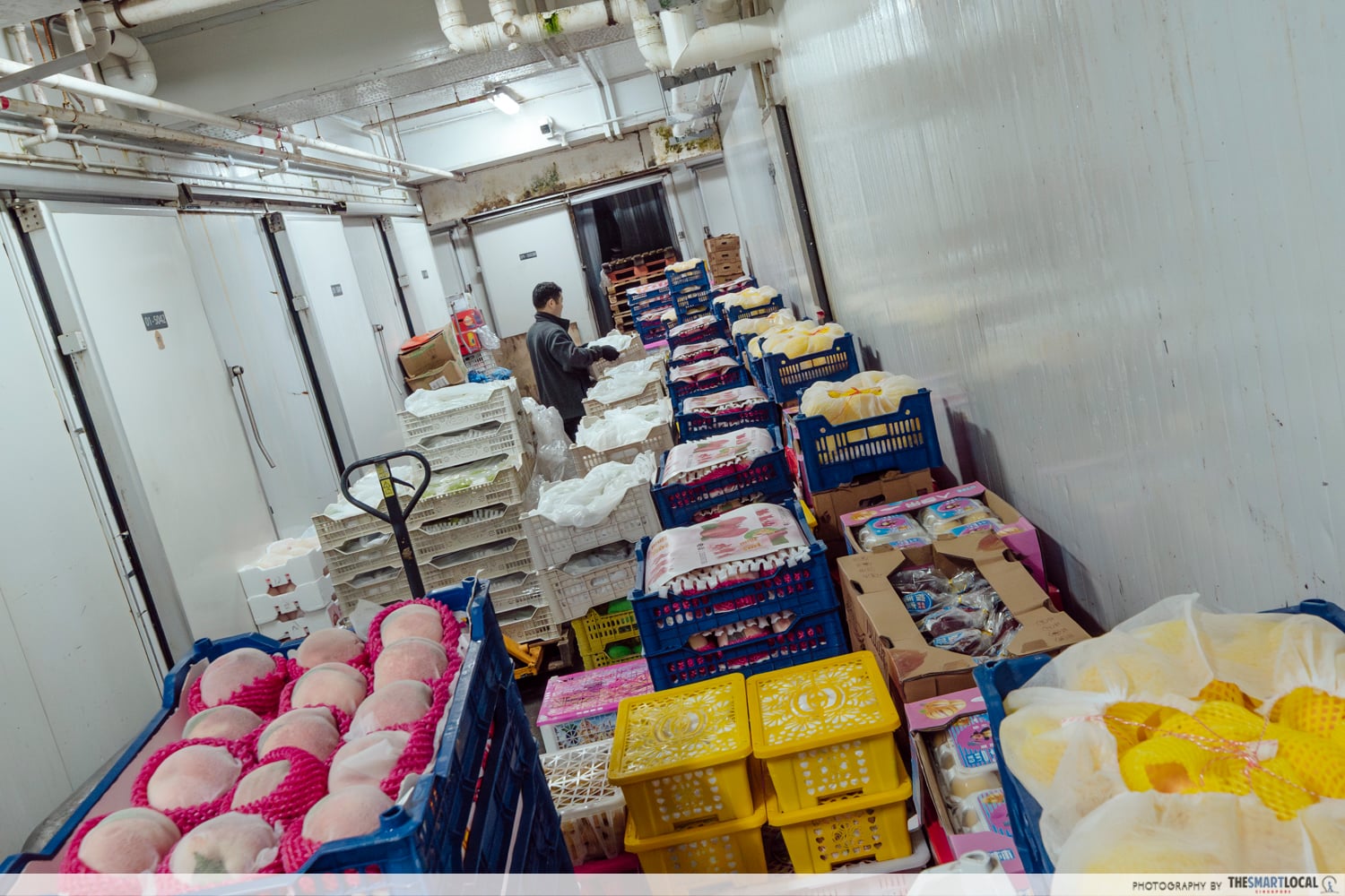 pasir panjang wholesale centre - cold room corridor