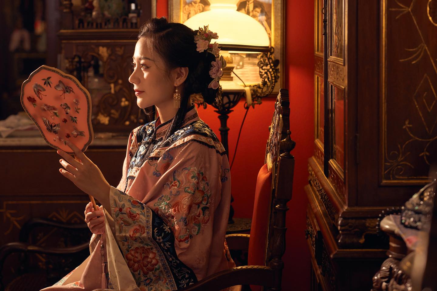 Dressed Up Dreams Photo Studio - period drama costume