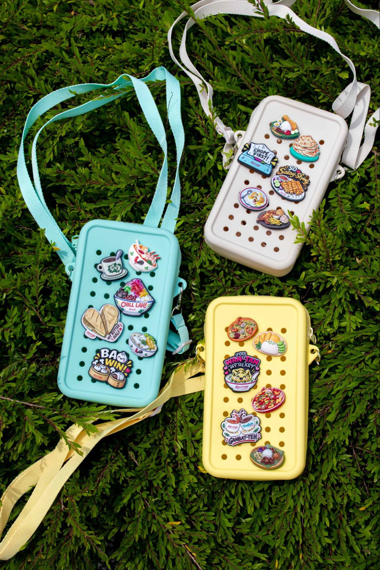 3 colours for the Kopitiam Everyday Pouch