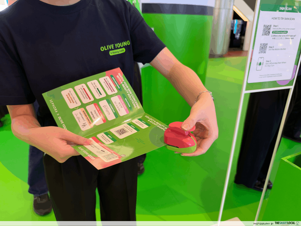 Punching the pamphlet
