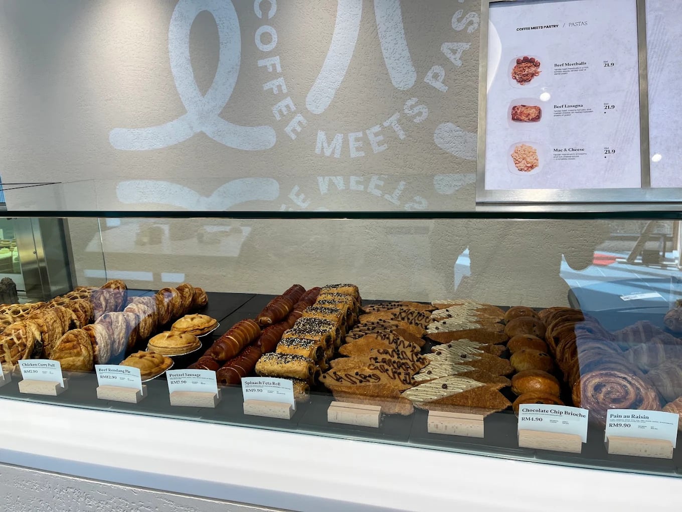 ZUS Coffee Meets Pastry - 1 Utama Shopping Centre