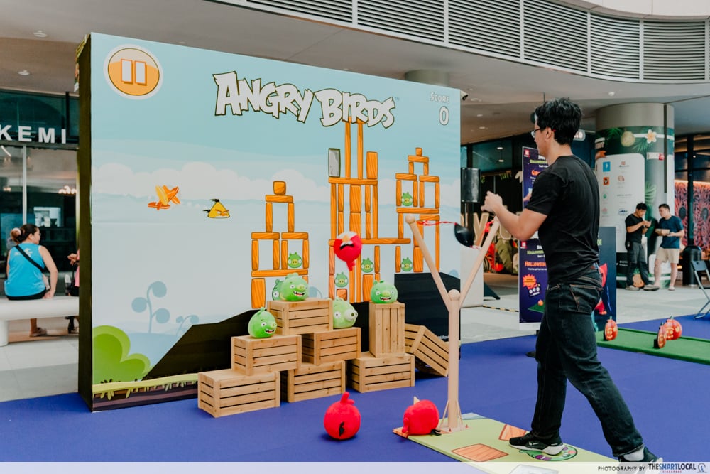 Angry Birds Giant Slingshot