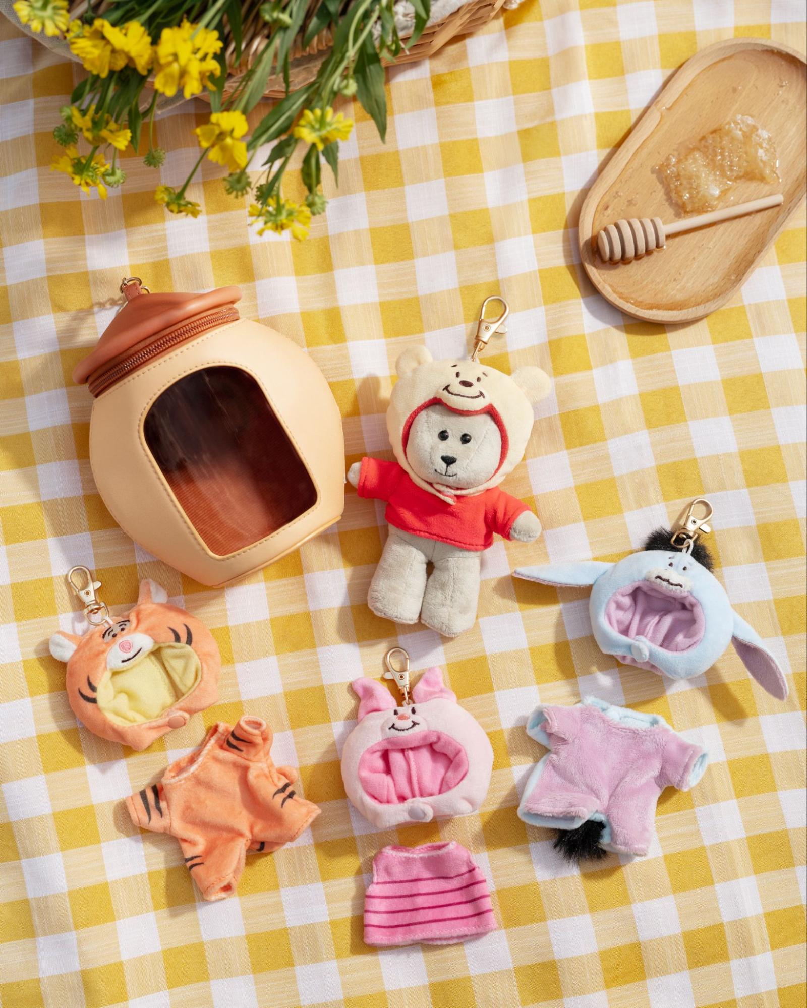 Pooh Mini Bearista Bear Set