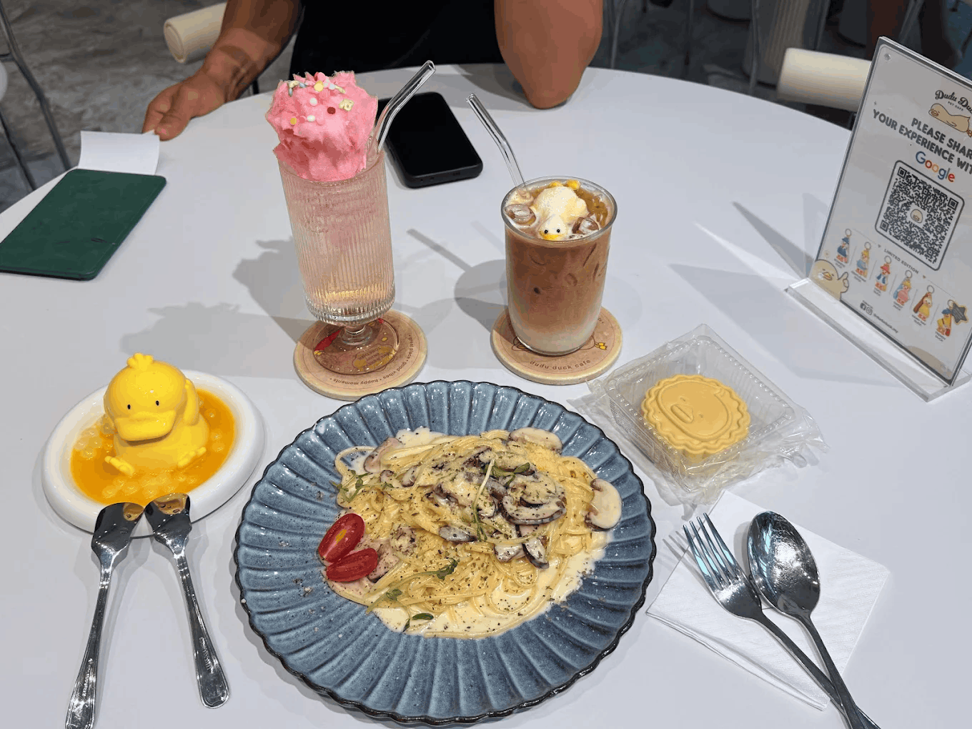 duck cafe jb - food