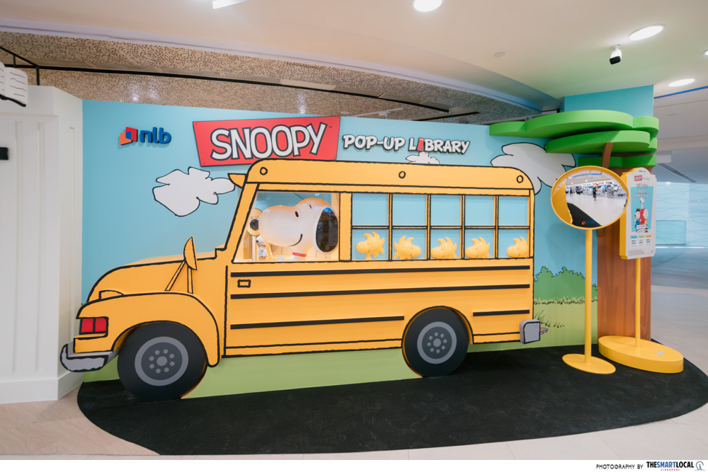 PEANUTS School Bus