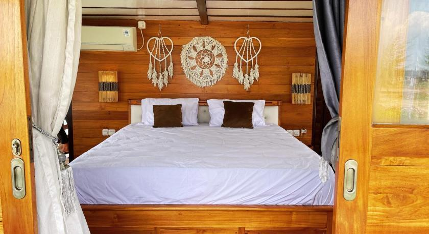 gallia phinisi room