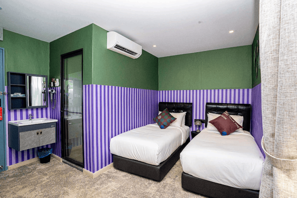koho tar hotel room