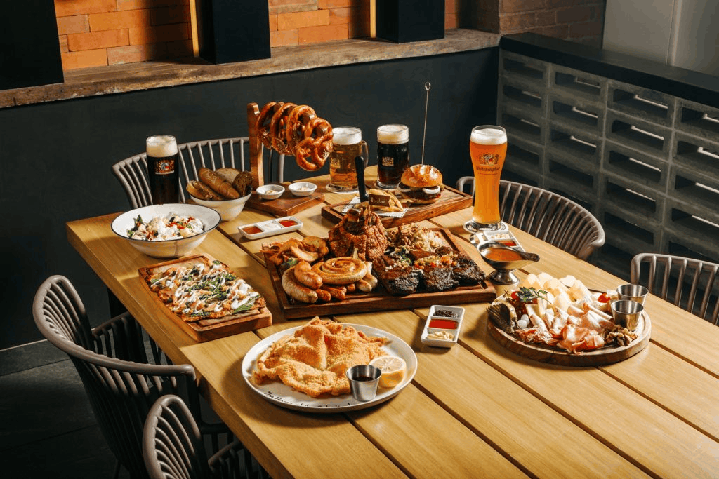 loyalty memberships - brotzeit stammtisch