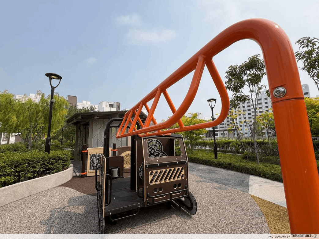 tampines playground - monkey bars