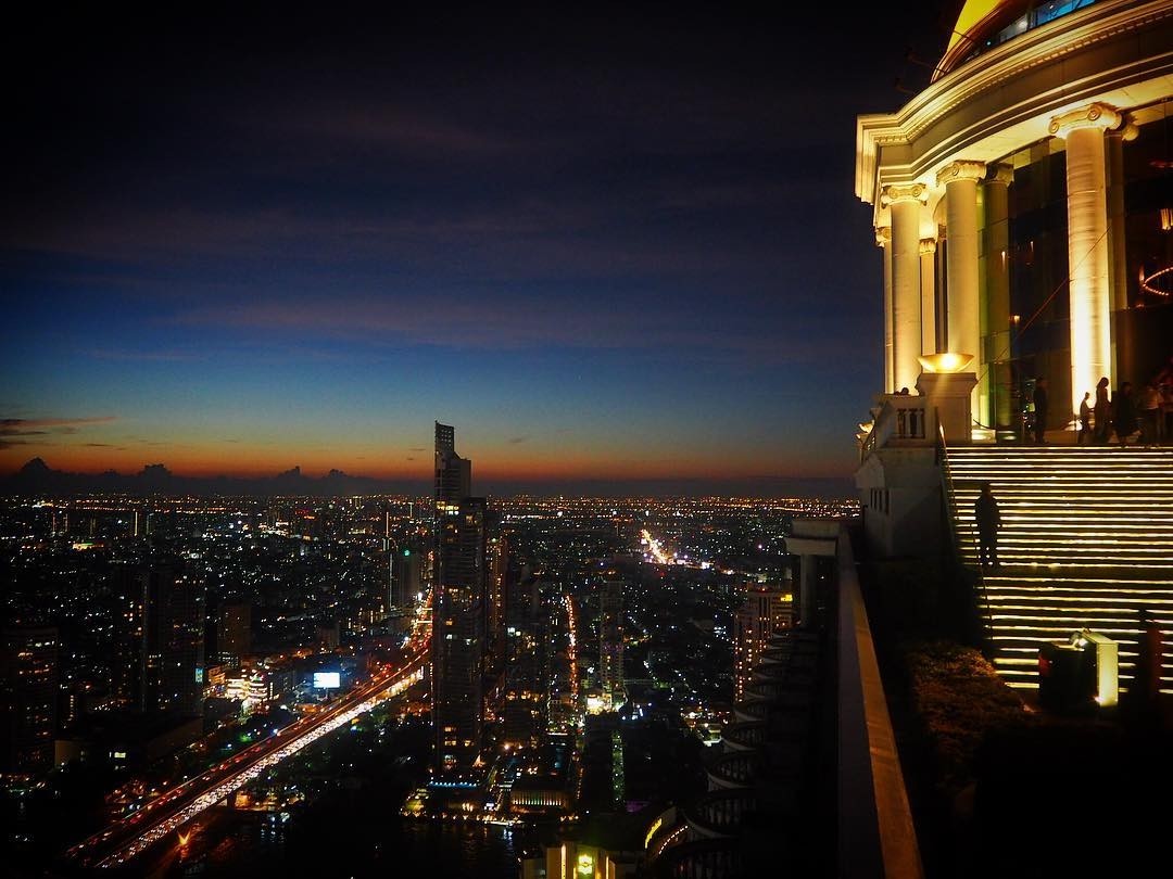 Sky Bar - rooftop bar in Bangkok - views