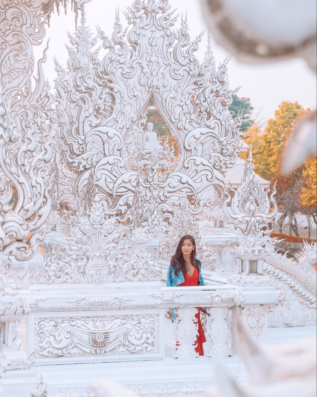 thailand airasia chiang rai the white temple instagrammable